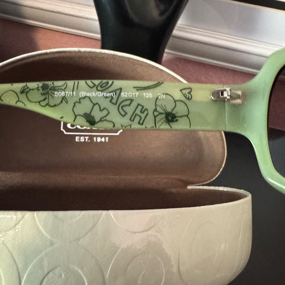 Coach Black and Green Poppy  Sunglasses with Case